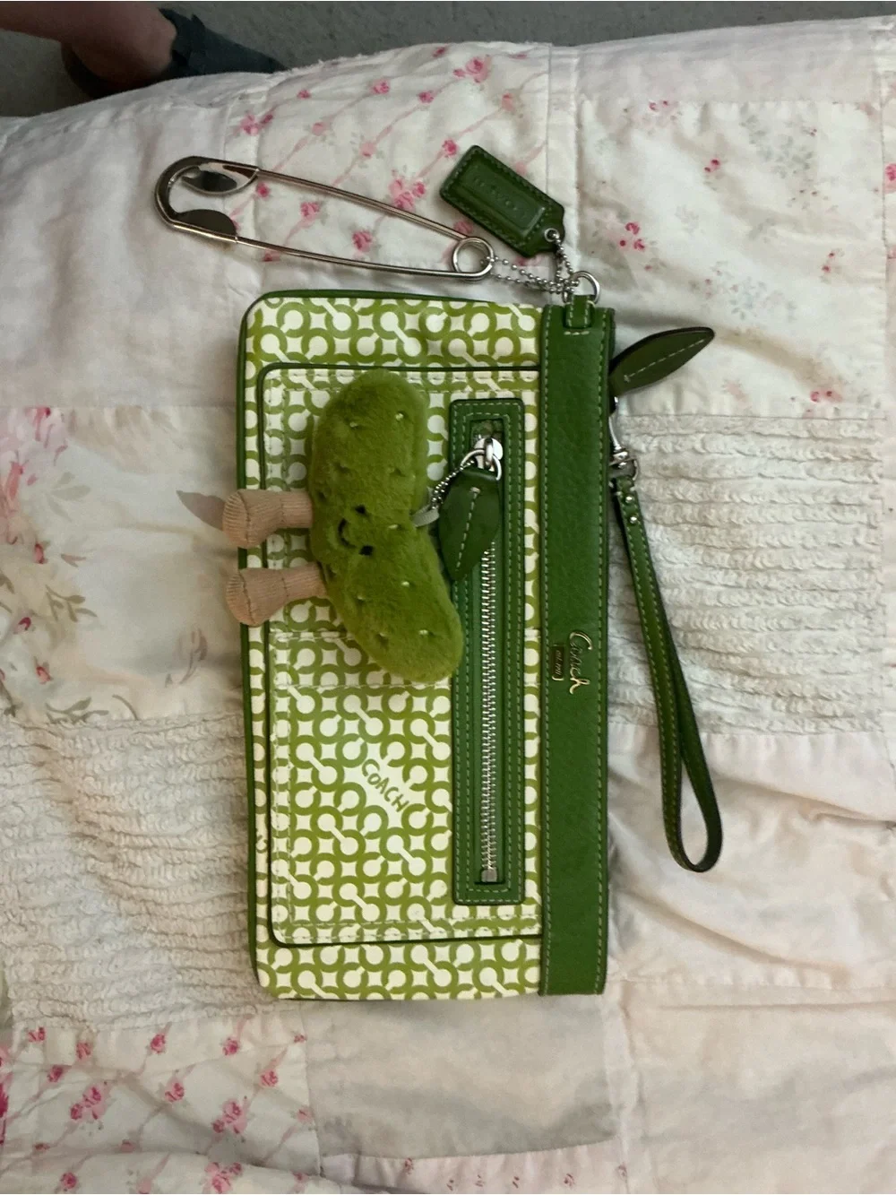 RARE Vintage Coach Penelope Op Art Clutch/Wristlet (Model 13166)